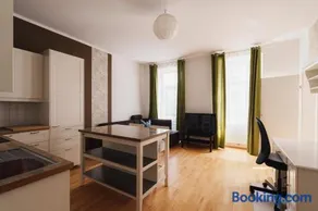 Cozy 2-room apartment - Image 1