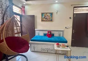 Chandigarh Waale - Private Room & Attached Bath - Image 1