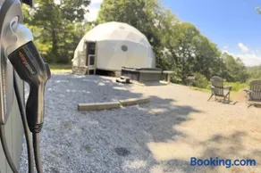 Asheville Luxury Glamping Dome - Mountain Views, and Hot Tub! - Image 3