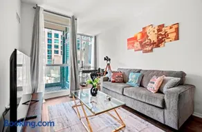 1 Bedroom Condo with Balcony Fort York Downtown Toronto - Image 2