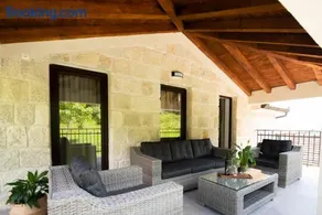 Stone house with 4 bedrooms and beautiful view - Image 3