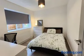 Belle Bungalow - Image 2