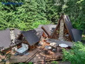 Forrest Lodge Large Private Luxury w Hot Tub - Image 1