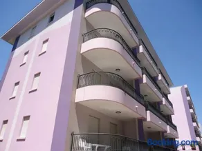 Residence Regent Beach - Image 5