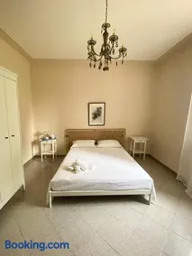 Guadetto House - Image 2