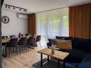 Willa Kątowa - domek z sauną i balią - Image 1