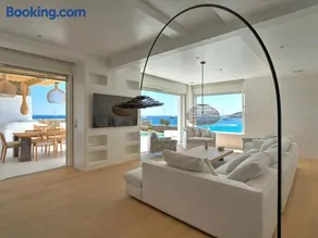Beachfront Mykon Villa - Image 3