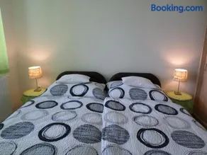 Lakóparki Apartman - Image 2