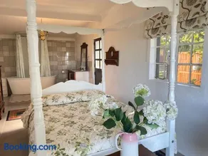Honeymoon Stay at The James Family Farm - Image 1