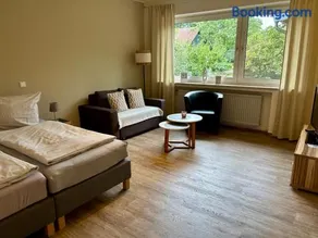 Hof Moddenborg - Image 1
