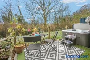 1 Bed in Launceston oc-91964 - Image 2