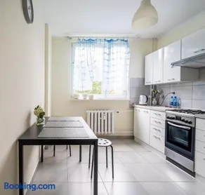 Apartament Wiosenny 52m2 Kłodzko - Osobne Sypialnie, Wśród Drzew, Balkon, Spokój - Image 4