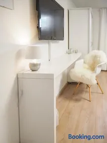Stylische Wohnung in ruhiger Lage, sehr messenah - Image 2