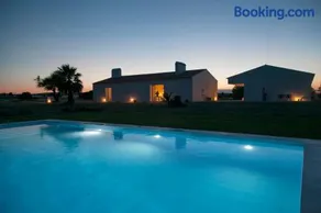 Chic Villa with Private Pool near Évora - Image 2