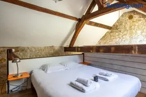La Mazère Maison atypique avec extérieur - Image 1