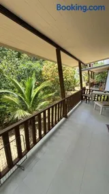 The Canal Hut Chaloklum - Image 1