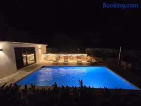 Villa Diny with Pool - Image 3