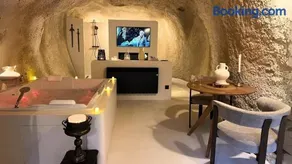 SUITE KHALEESI - Troglodyte - Balnéo 2 places - Image 1