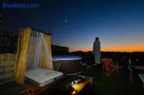 Villa Yacht Prive Jaccouzi and Pool - Image 1