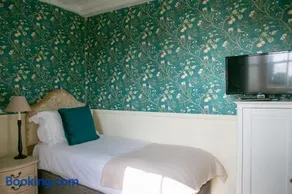Star Castle Hotel - Image 3