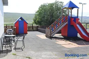Grímsstaðir holiday home - Family friendly - Image 2