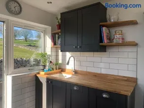 Primrose Cottage - Tideswell, Peak District - Image 4