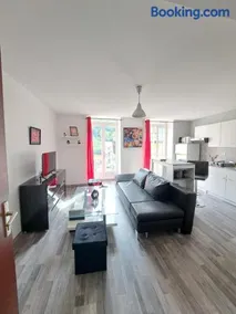 Joli appartement meublé refait à neuf - Image 2