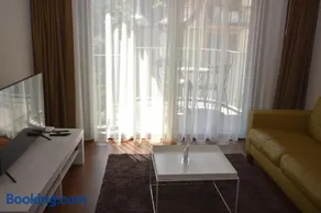 Comfortable 1BR flat at great location - Baron 24 - Image 1