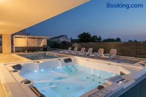Villa ReMi mit 2 Whirlpools und Meerblick - Image 4