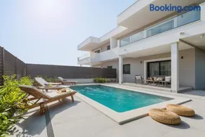 Villa Auni Grey - Heated Pool - Rooftop - Seaview - Beach - Image 1