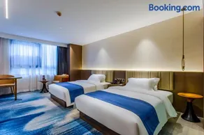 Huayang Hotel Century City Convention and Exhibition Center Branch - Image 3