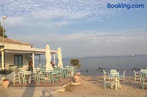 Charming Retreat - Image 5