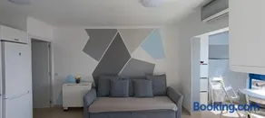 suite 25 - Image 2