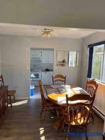 Tahsis Home on River's Edge - Image 3