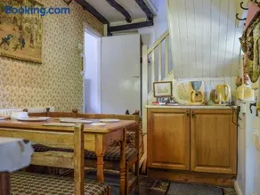 Tudor Cottage - Image 5