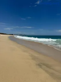 Beach front beautiful one bedroom Condo - Image 1