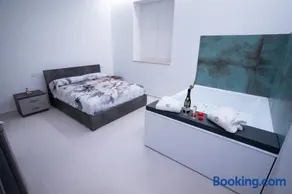 Suite Dreams Luxury - Image 5