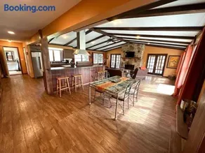 27 Acre Wine Country Estate - Image 1