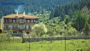 Mainades House - Image 3