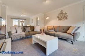 The Buddha House Huntingdon Boutique Rooms - Image 2