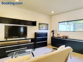 Modern Duplex with Pool in Luque - Image 2