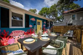 Casa del Mar - Bold, Bright & Steps to the Sand! - Image 2