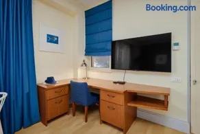 Porto Montenegro One Bedroom Appartmant - Image 4
