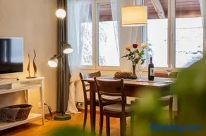 Apartamento apto para niños con jardín, barbacoa y terraza - Image 1
