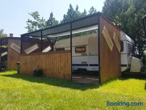 Mandel Camping - Image 4