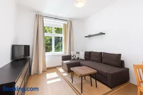 Spacious Apartment - Image 3