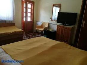 Самостоятелни стаи в къща за гости Балкан - Image 4