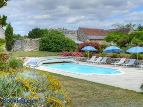 Gîte de charme avec piscine couverte entre Châteaux de la Loire et Futuroscope - FR-1-381-520 - Image 2