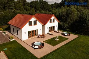 PANORAMA LASU komfortowe domy z jacuzzi Łeba-Nowęcin - Image 1