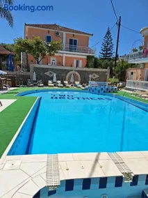 Two Brothers Studios Tsilivi Zakynthos - Image 3